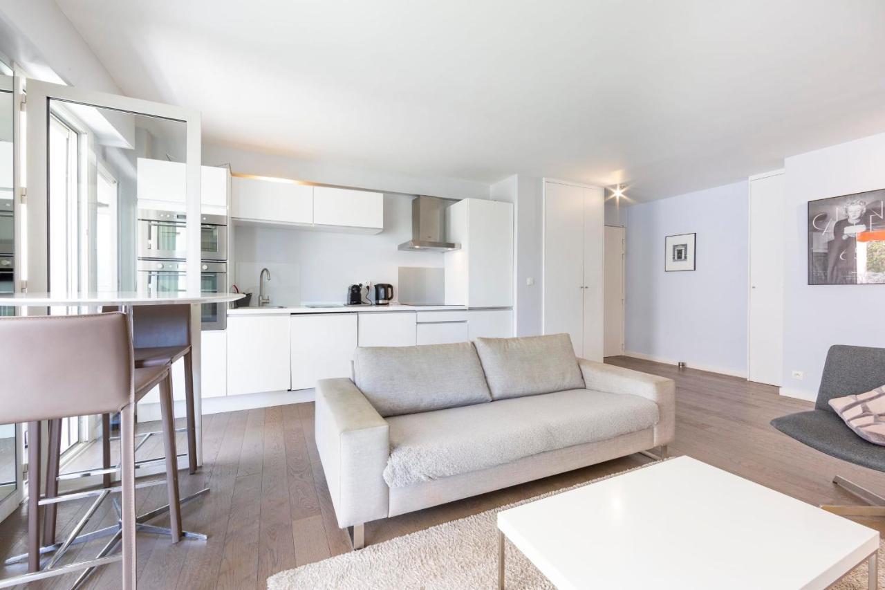 Modern Apartment 2 Bedrooms Quiet Terrace In A Palm Beach Area, 30 Meters From Seaside Cannes Esterno foto